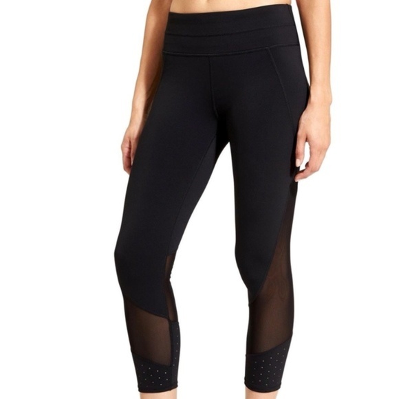 Athleta Pants - NWOT Athleta Black Laser Mesh Sonar Capri Leggings